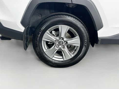 Used 2025 Toyota RAV4 XLE w/ Convenience Package FWD image 11