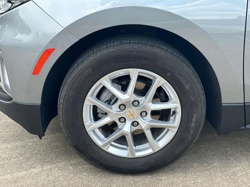 Used 2024 Chevrolet Equinox LT FWD image 5