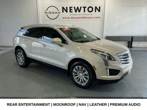 Used 2017 Cadillac XT5 Luxury w/ Driver Awareness Package FWD image 1
