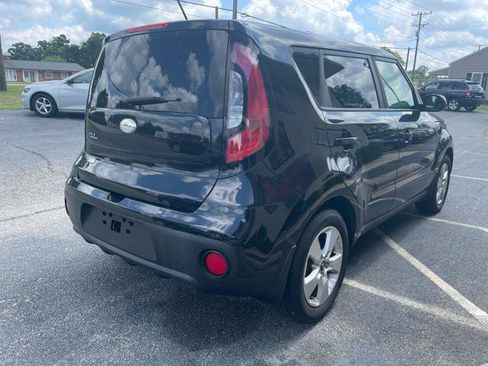 Used 2018 Kia Soul FWD image 6