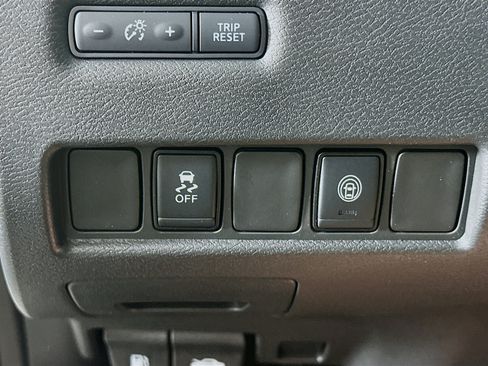 Used 2024 Nissan Murano SV w/ SV Midnight Edition Package AWD/4WD image 16