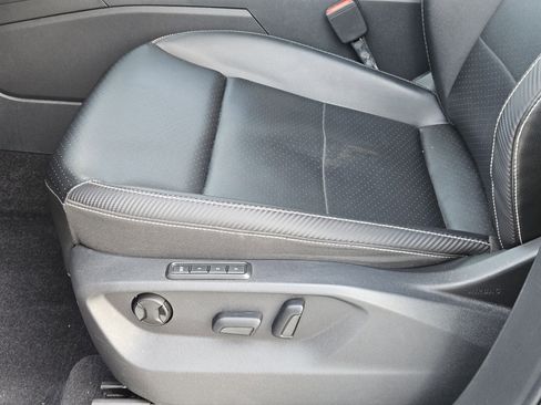 Used 2022 Volkswagen Atlas Cross Sport SEL R-Line image 26