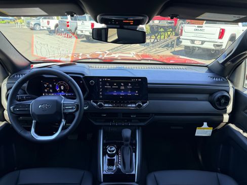 New 2026 Chevrolet Colorado Trail Boss AWD/4WD image 17