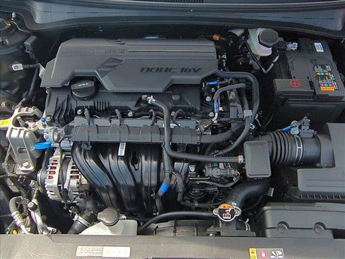 New 2025 Hyundai Elantra Sport image 15