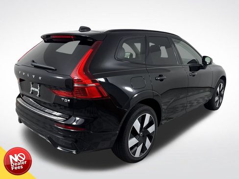 Used 2025 Volvo XC60 T8 Plus w/ Protection Package Premier AWD/4WD image 3