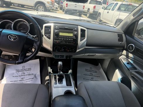 Used 2012 Toyota Tacoma 2WD Access Cab w/ SR5 Pkg image 10