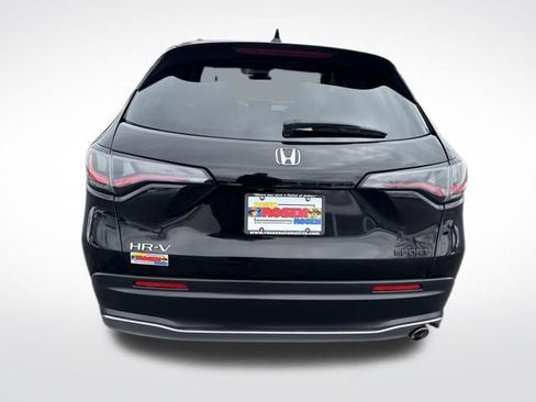 Used 2023 Honda HR-V Sport image 4