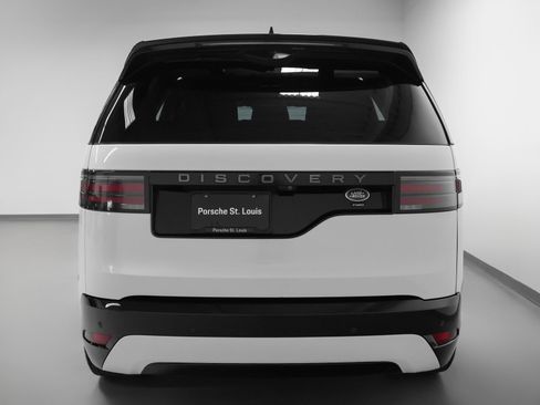Used 2022 Land Rover Discovery S R-Dynamic AWD/4WD image 11