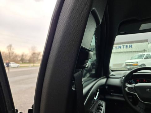 Used 2023 Chevrolet Traverse RS w/ LPO, Floor Liner Package image 33