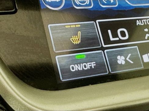 Used 2025 Subaru Legacy Limited AWD/4WD image 17