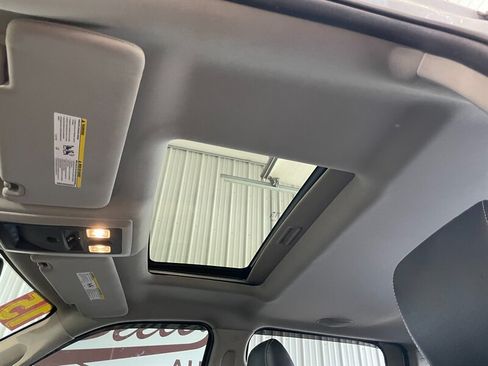 Used 2015 RAM 1500 Laramie w/ Convenience Group AWD/4WD image 8