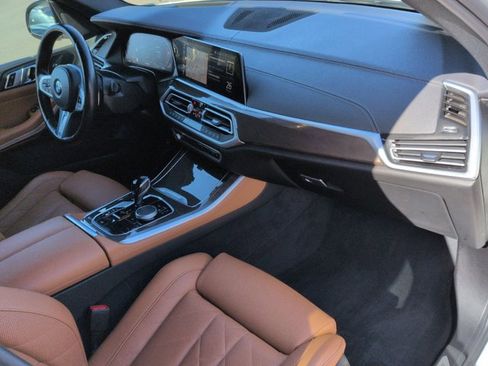 Certified 2023 BMW X5 xDrive40i w/ M Sport Package image 19