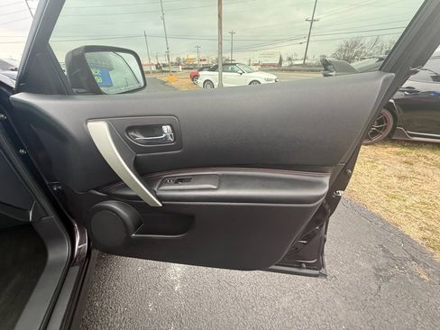 Used 2012 Nissan Rogue SL image 21
