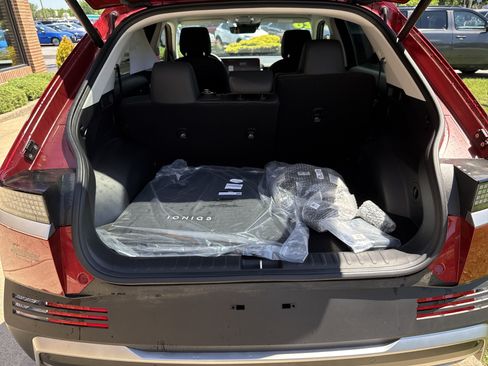 New 2026 Hyundai Ioniq 5 SEL AWD/4WD image 5