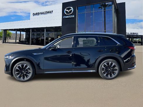 New 2025 MAZDA CX-90 Plug-In Hybrid w/ Premium Plus image 3