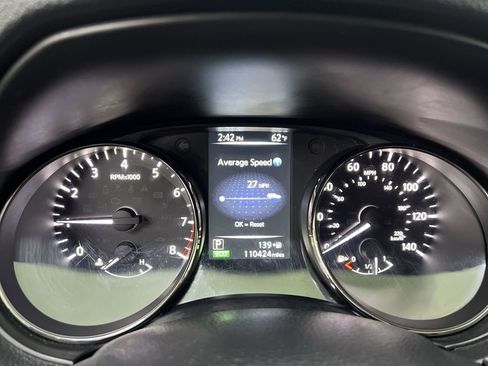 Used 2017 Nissan Rogue SV image 19