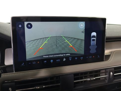 Used 2024 Lincoln Corsair FWD image 6