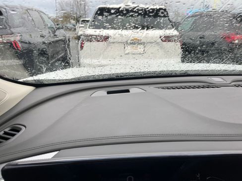 Used 2025 Buick Encore GX Preferred image 32