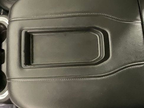 Used 2019 GMC Sierra 1500 SLT image 38