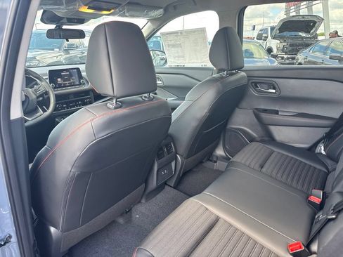 New 2026 Nissan Rogue SV AWD/4WD image 15