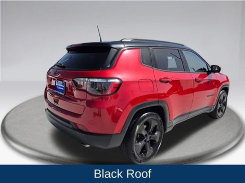 Used 2020 Jeep Compass Latitude FWD image 9