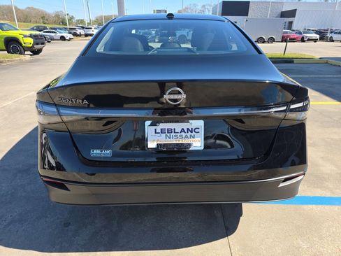 New 2026 Nissan Sentra SV w/ SV Convenience Package FWD image 2