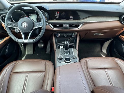 Used 2018 Alfa Romeo Stelvio Ti image 21