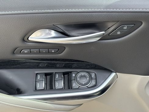 Certified 2023 Cadillac XT4 Premium Luxury w/ Cold Weather Package FWD image 15