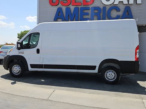Used 2021 RAM ProMaster 2500 image 3