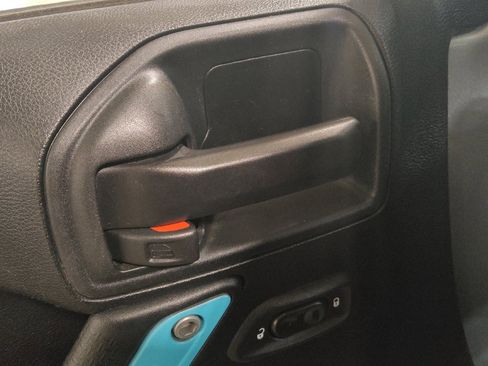 Used 2017 Jeep Wrangler Unlimited Sport image 27