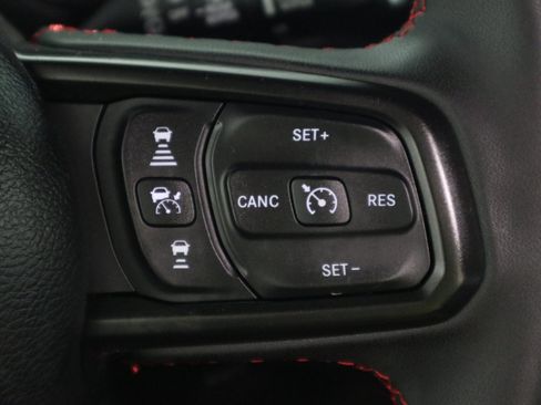 Used 2024 Jeep Wrangler Unlimited Rubicon AWD/4WD image 29
