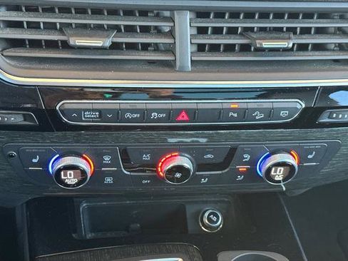 Used 2019 Audi Q7 3.0T Premium image 20