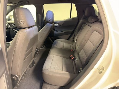 New 2026 Chevrolet Equinox LT w/ Safety and Technology Package FWD image 13