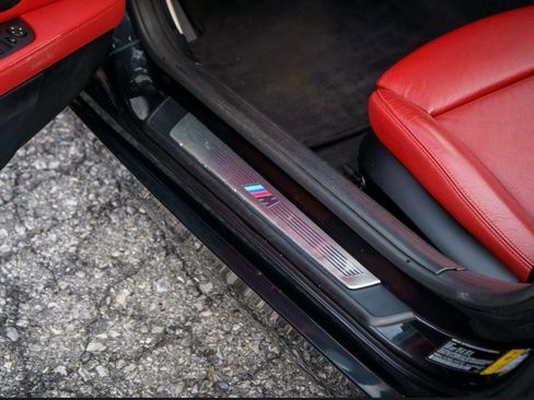 Used 2013 BMW Z4 sDrive28i image 22