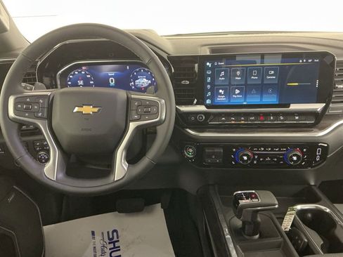 New 2026 Chevrolet Silverado 1500 LTZ w/ LTZ Premium Package AWD/4WD image 19