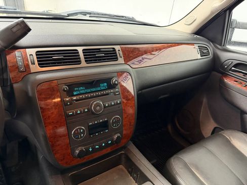 Used 2011 Chevrolet Silverado 2500 LTZ w/ LTZ Plus Package image 15