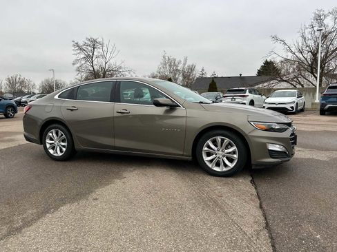 Used 2020 Chevrolet Malibu LT image 13