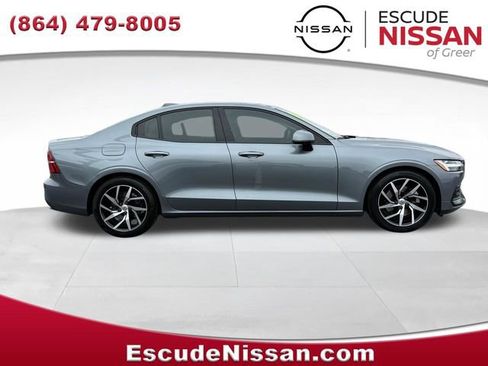 Used 2020 Volvo S60 T5 Momentum w/ Protection Package Premier FWD image 2