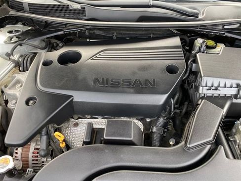 Used 2017 Nissan Altima 2.5 SV image 22