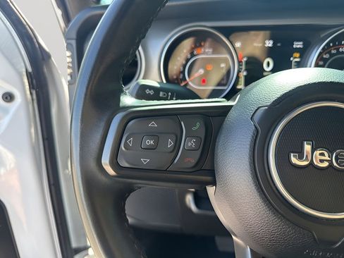 Used 2022 Jeep Wrangler Unlimited Sport AWD/4WD image 30