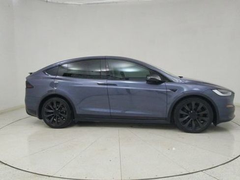 Used 2022 Tesla Model X image 62