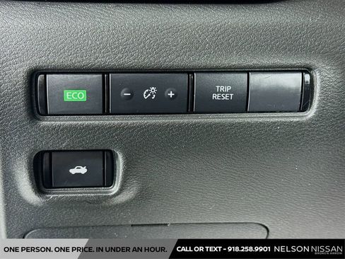 Certified 2025 Nissan Sentra SV w/ Trunk Package FWD image 10