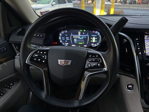 Used 2019 Cadillac Escalade Luxury image 50