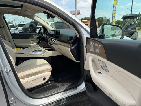 Used 2021 Mercedes-Benz GLE 350 w/ Premium Package image 14