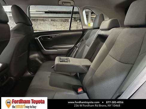 Certified 2025 Toyota RAV4 LE AWD/4WD image 16
