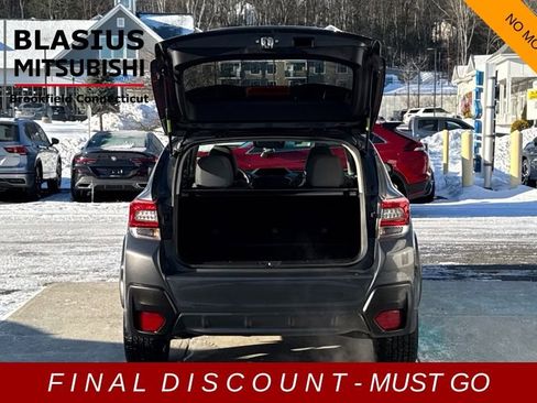 Used 2023 Subaru Crosstrek 2.0i Premium image 34