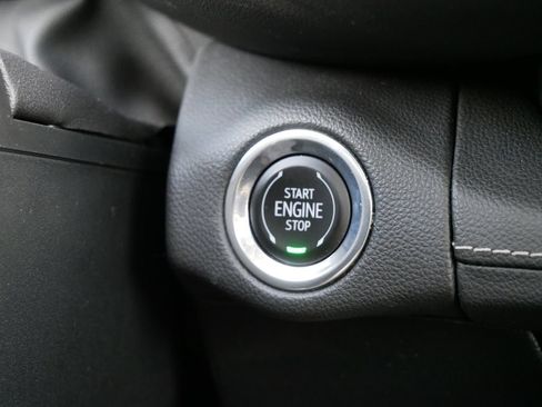 Used 2023 Buick Envision Avenir AWD/4WD image 26