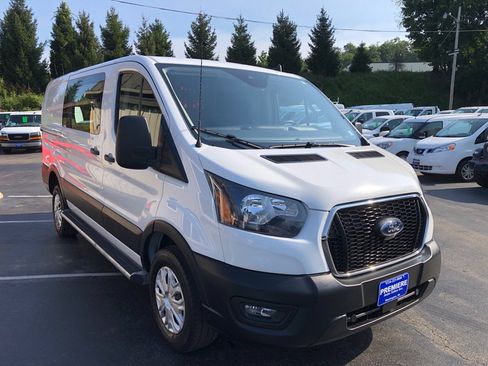 Used 2025 Ford Transit 250 Low Roof w/ Exterior Upgrade Package RWD image 8