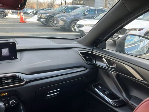Certified 2023 MAZDA CX-9 Carbon Edition image 22