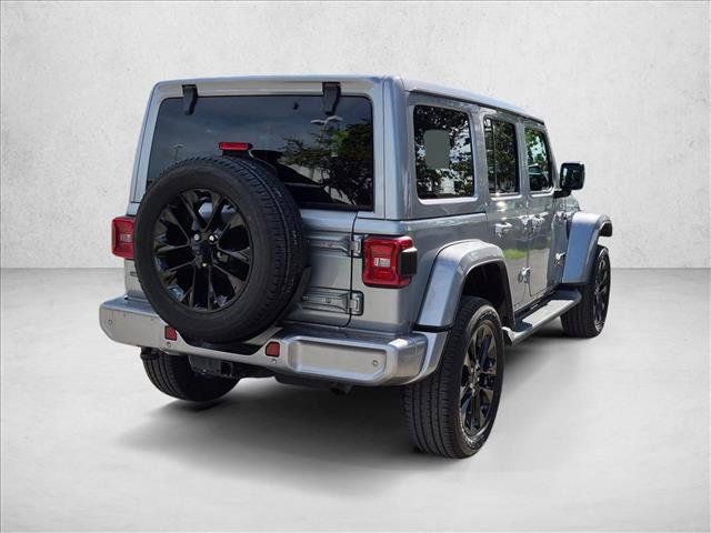 Used 2021 Jeep Wrangler Unlimited Sahara AWD/4WD image 5